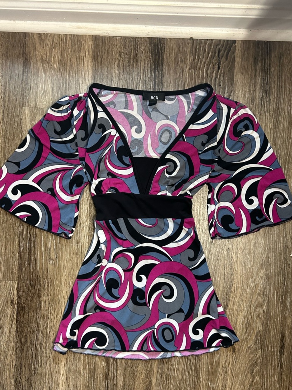 BCX Y2K Women's V-Neck Magenta & Black Swirl Print Blouse with Tie Back